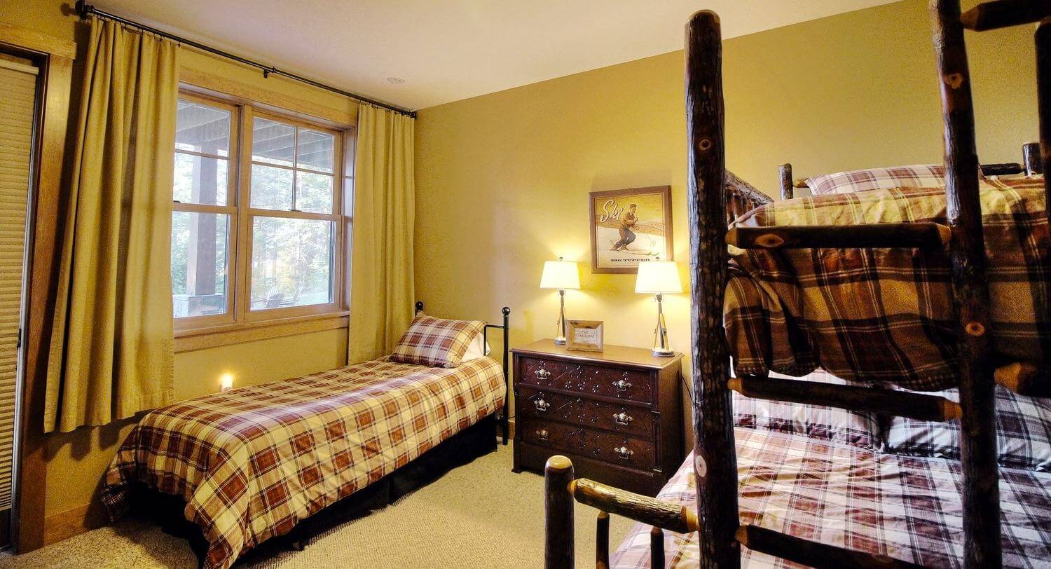 Luxury Adirondack Lake House Vacation Rental by Owner