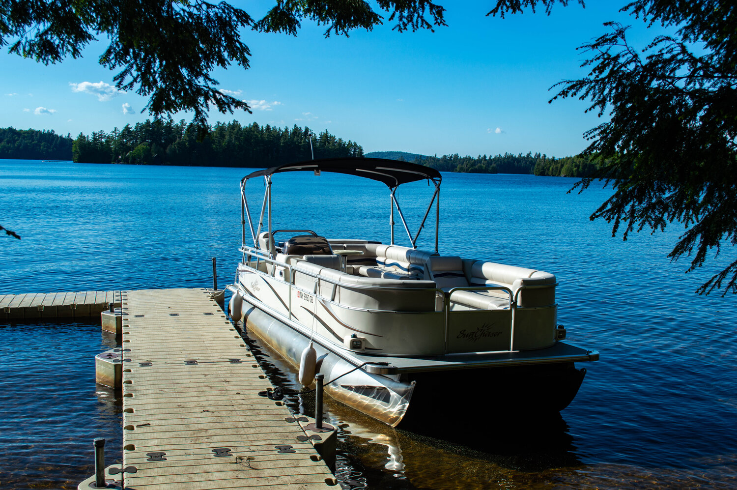 Luxury Pontoon Boat Rental Upper Saranac Lake, NY